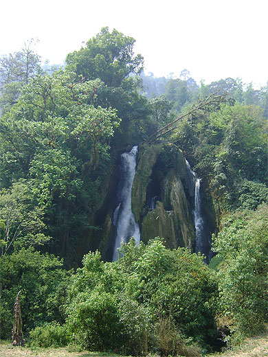 Chute d'eau à Nebaj Chute d'eau à Nebaj