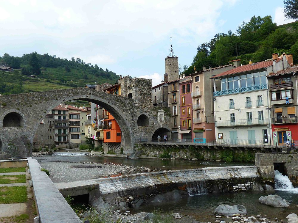 Vue sur le village de Camprodon