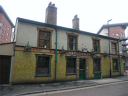 Ancien pub