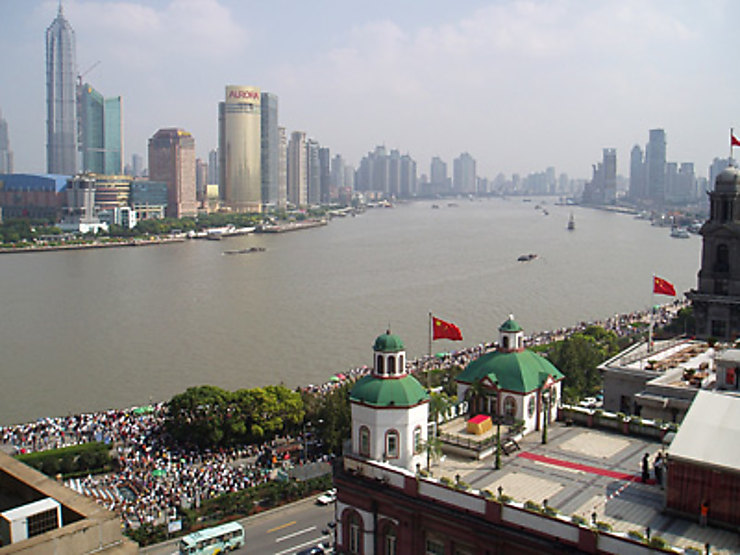 Shanghai : dans la gueule du dragon chinois