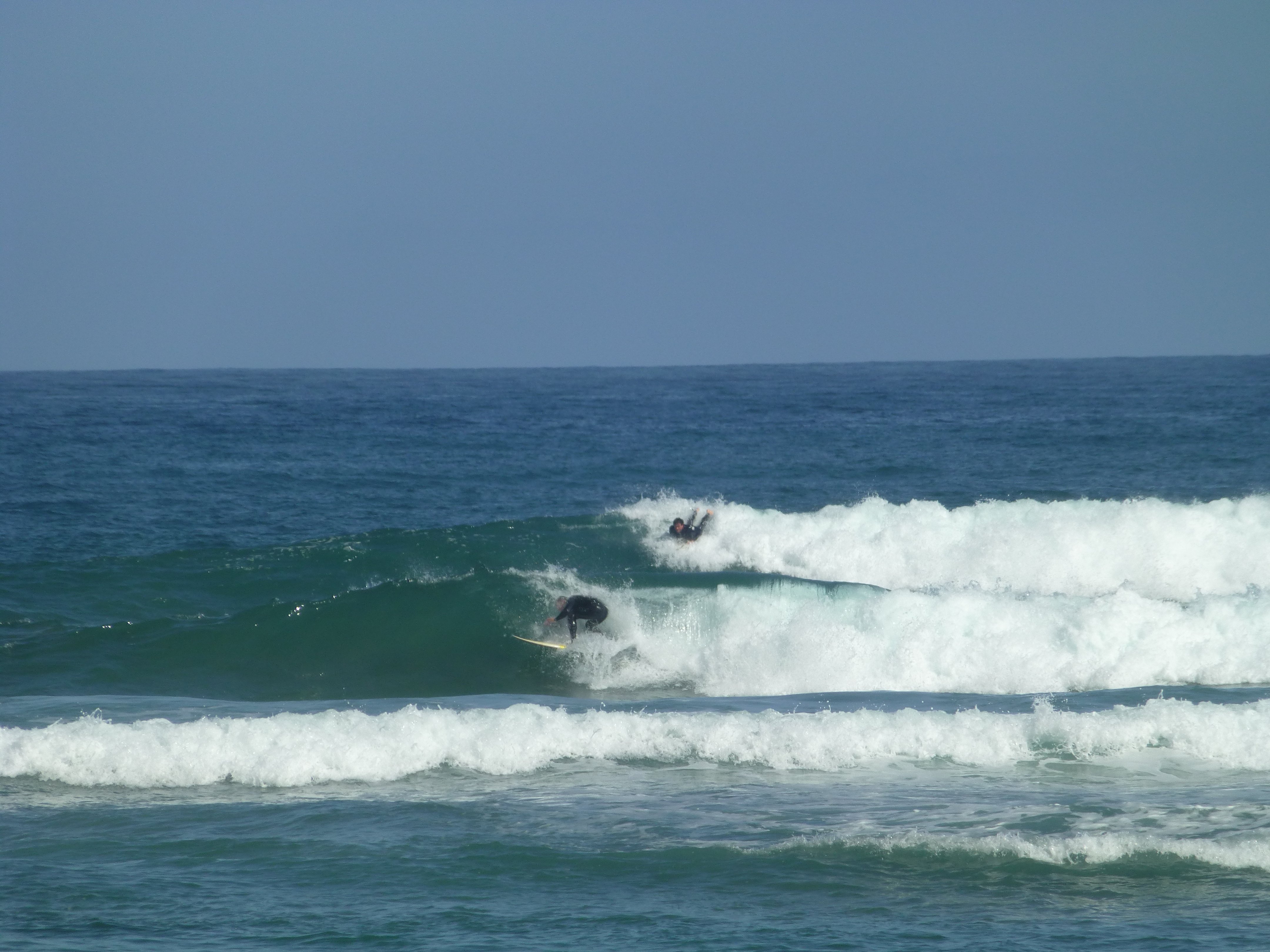 Surfeurs à Getaria Surfeurs à Getaria
