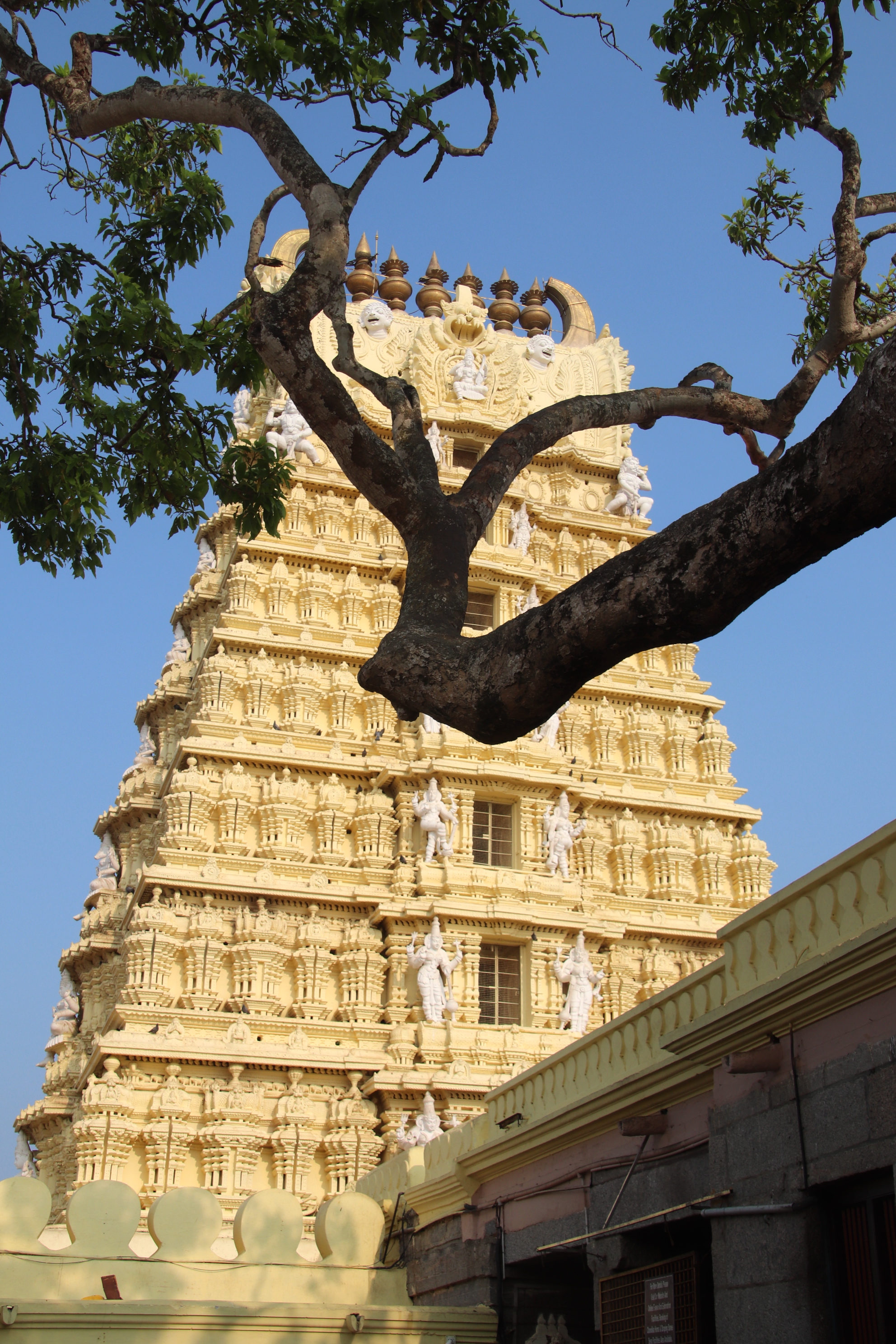 Mysore - Chamundi Hill - Gopura Mysore - Chamundi Hill - Gopura