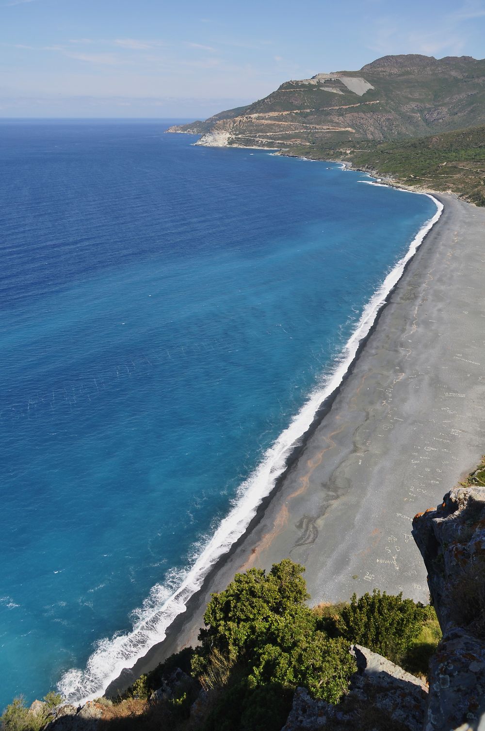 Plage insolite en Corse