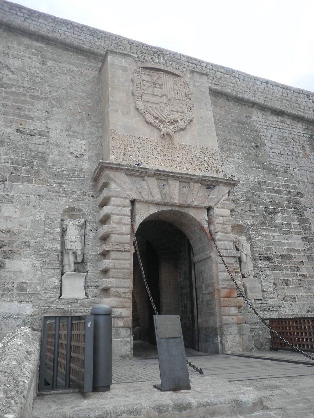 Entrée de Dalt Vila