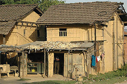 Maison à Dhanagadi