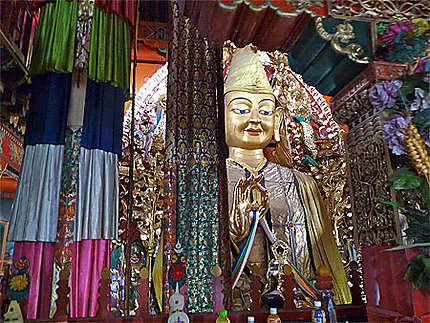 Magnifique Bouddha de plusieurs mètres de haut