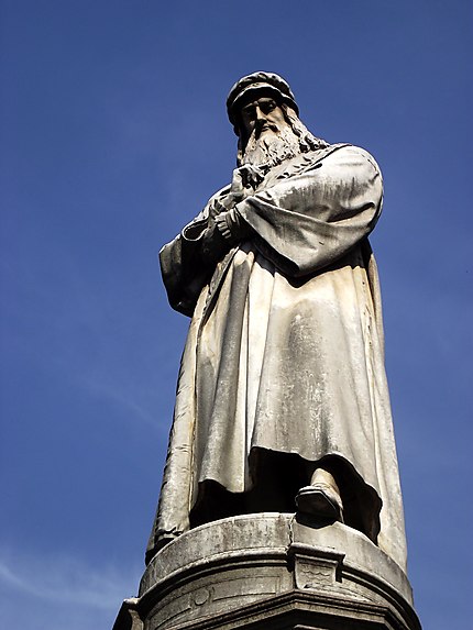Statue Leonard de Vinci