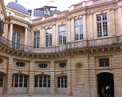 Hôtel de Beauvais, Paris 4e arrondissement