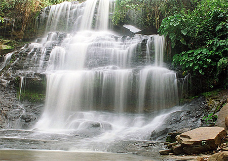 Les chutes de Kintempo Les chutes de Kintempo