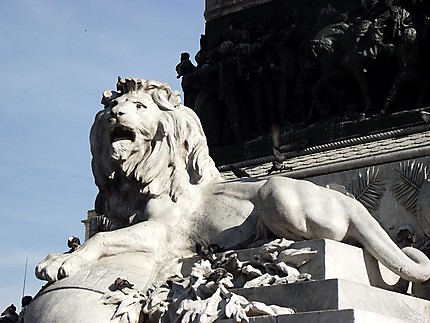 Lion place du Duomo