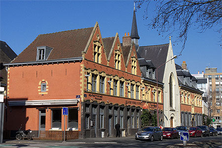 Hospice Gantois, rue de Paris