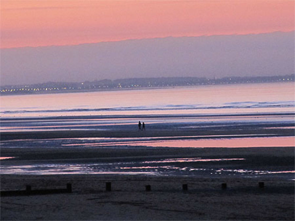 Coucher de soleil sur la plage de Cabourg