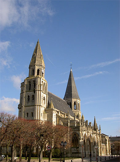 La collégiale Notre-Dame La collégiale Notre-Dame
