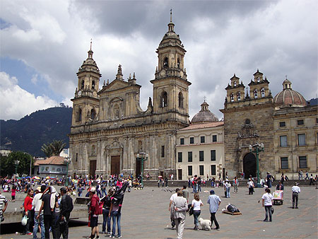 Plaza de Bolívar Plaza de Bolívar