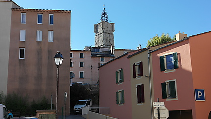 La tour de l'horloge vu de la vieille ville