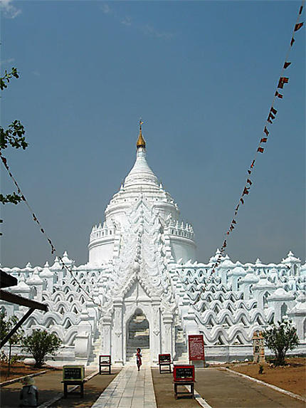 Mingun:temple