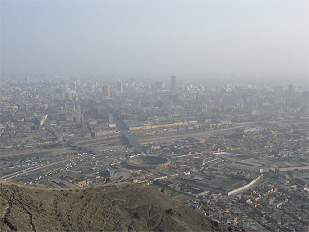 Vue de Lima avec la garúa