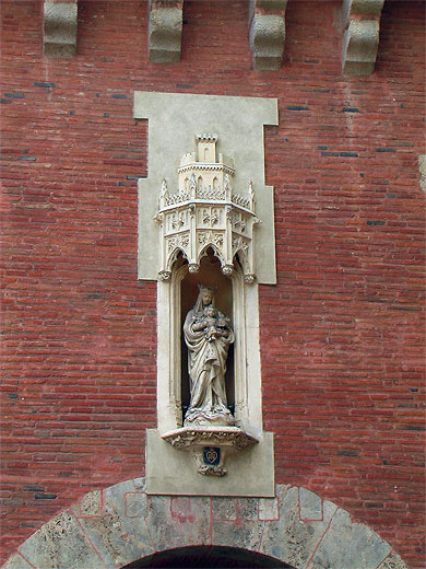 Statue Statue