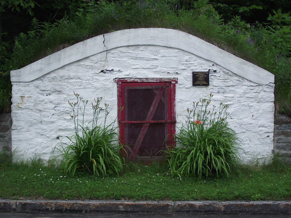 Caveau à légumes à Château-Richer