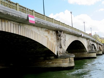 Pont des Invalides à Paris