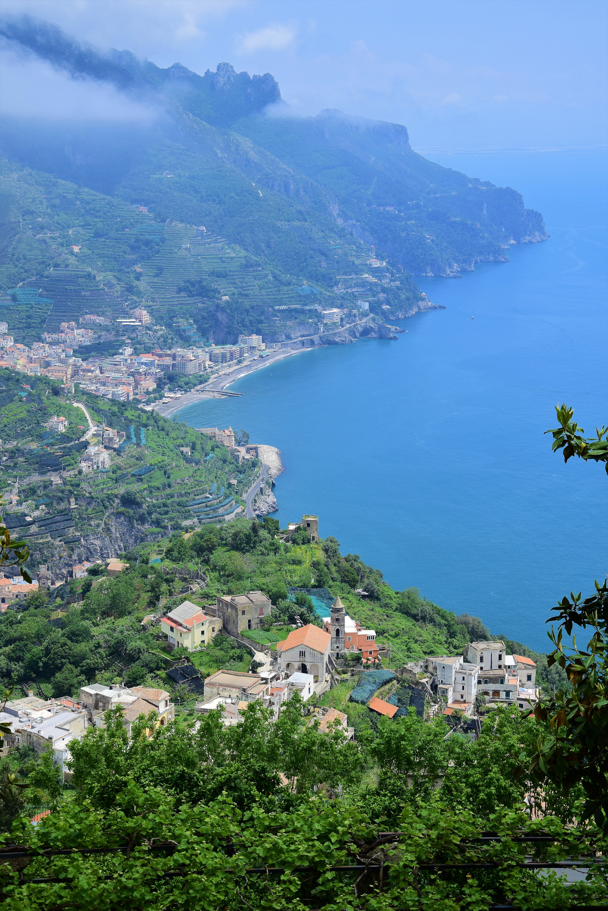 Vue sur la mer depuis Ravello Vue sur la mer depuis Ravello