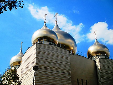 Centre culturel, église othodoxe et séminaire 