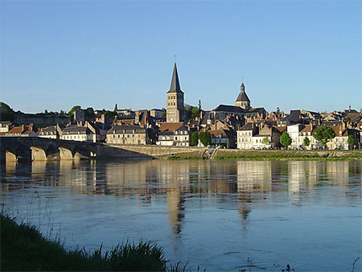 La Charité-sur-Loire - fleurdecérise27
