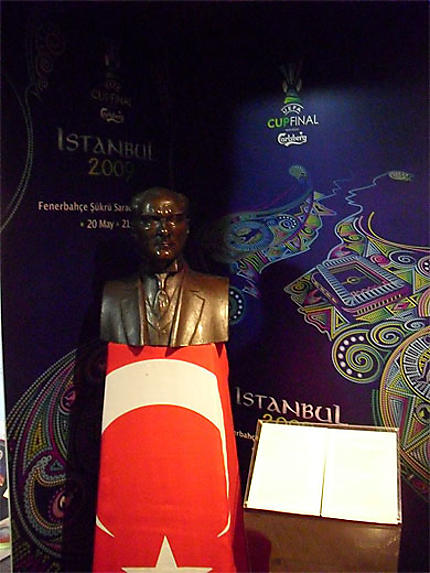 Statue d'Atatürk