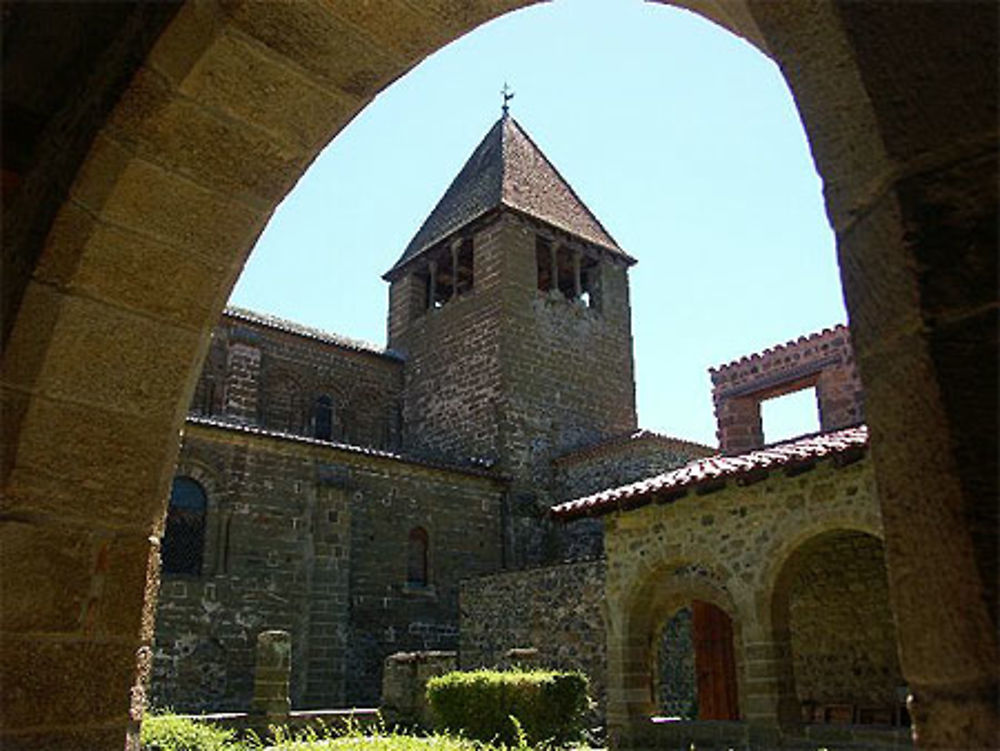 Abbatiale de Chanteuges