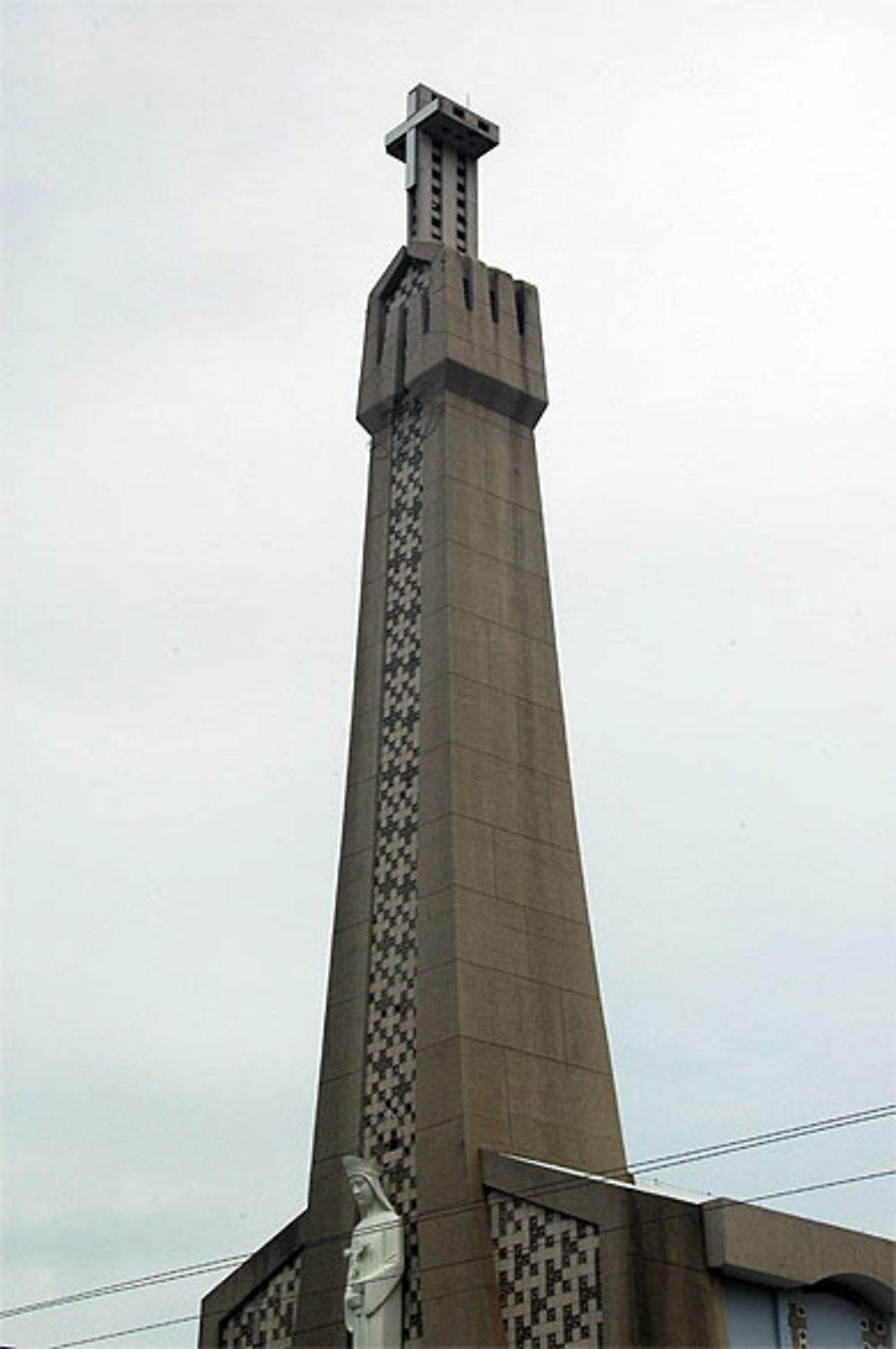 Cathédrale Reine de la Paix