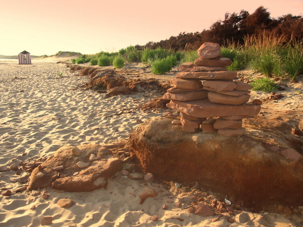 Inukshuk solitaire