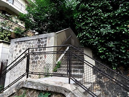 Bucolique rue de la Durance et son escalier