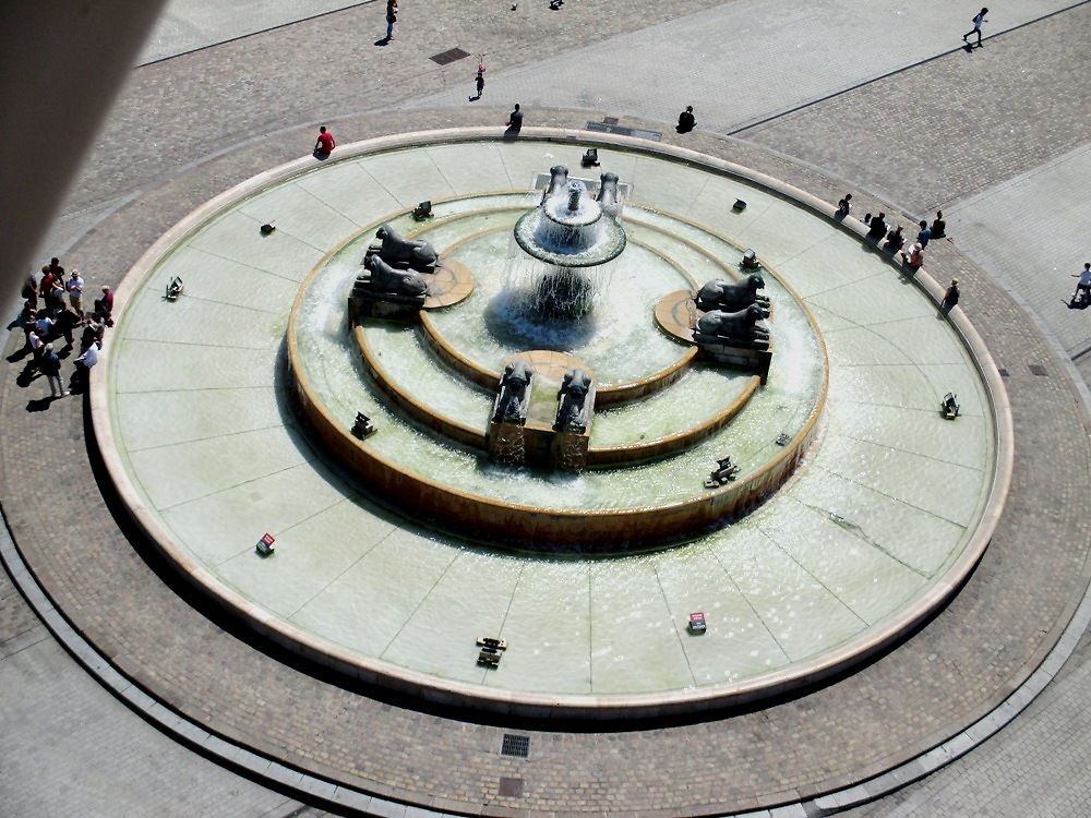 La Fontaine aux lions