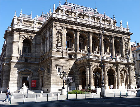 Opera Opera