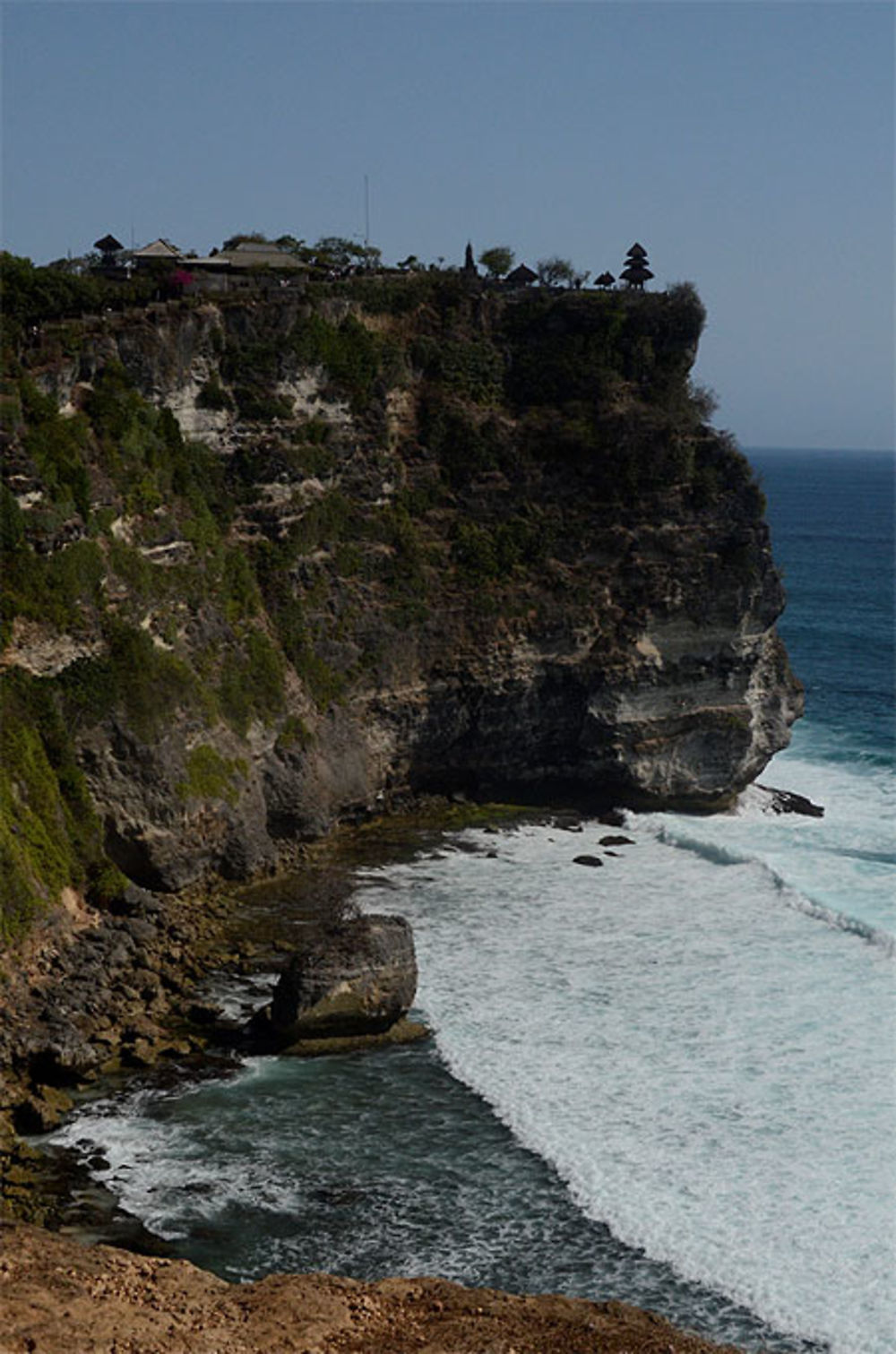 En haut de la falaise