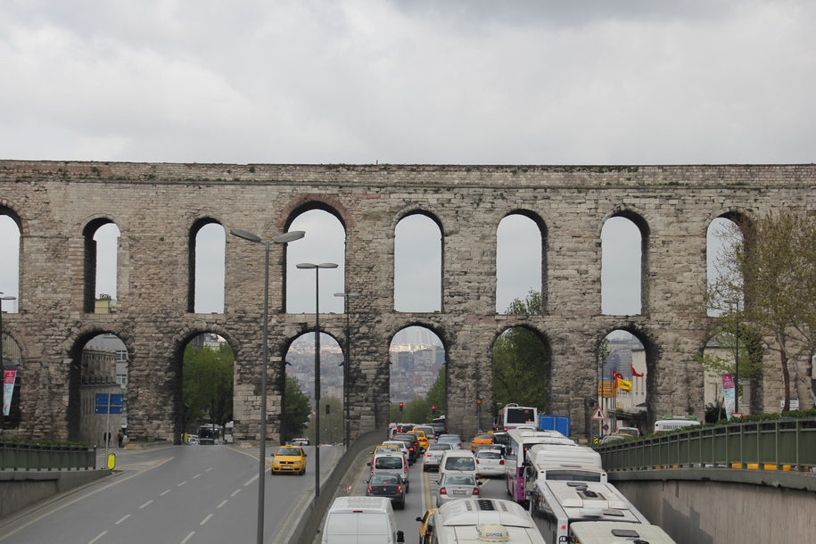 Aqueduc de Valens Aqueduc de Valens