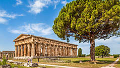 Paestum : la Gr&egrave;ce antique pr&egrave;s de Naples 