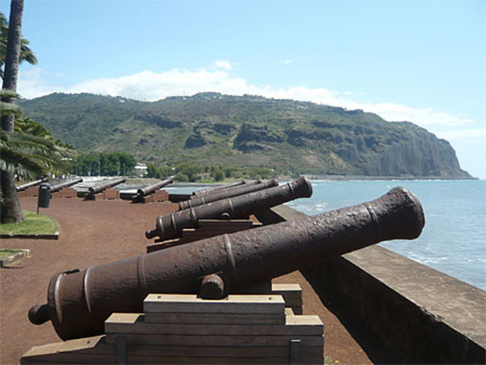 Canons sur le Barachois