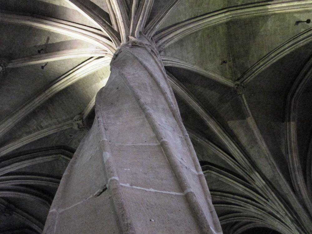 Le pilier "Torsadant" de l'église St Séverin