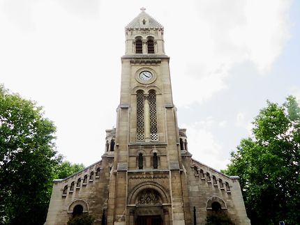 Façade de l'église Notre-Dame de Saint-Mandé