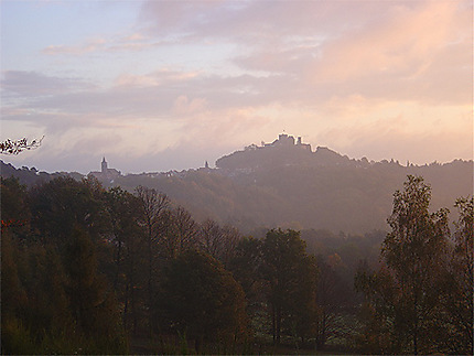 Le Château de Lichtenberg au petit matin