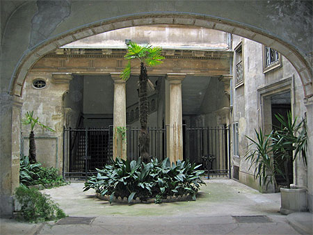 Montpellier, vielle ville (l'Ecusson) Montpellier, vielle ville (l'Ecusson)