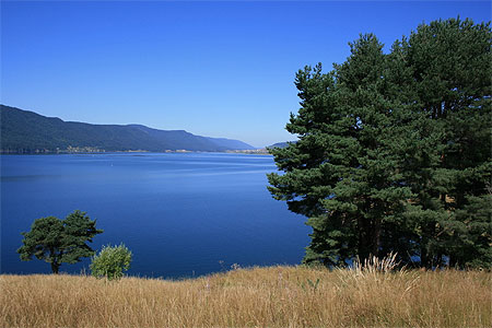 Superbe lac de Dospat Superbe lac de Dospat
