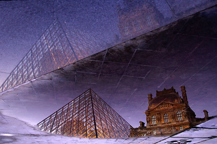 La pyramide du Louvre (1er arr.)