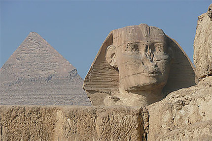 Khéops et le Sphinx