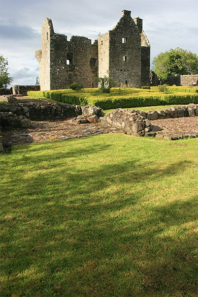 Château en ruine de Tully