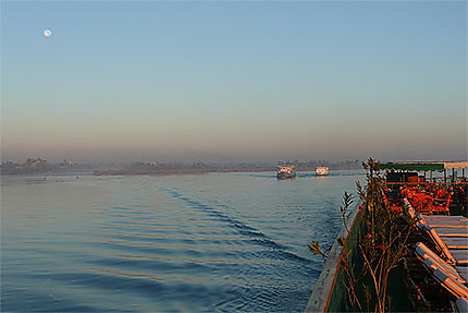 Lever de soleil sur le Nil