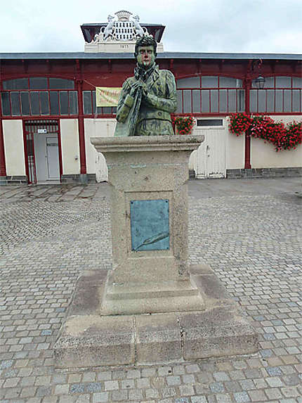 Statue de Chateaubriand