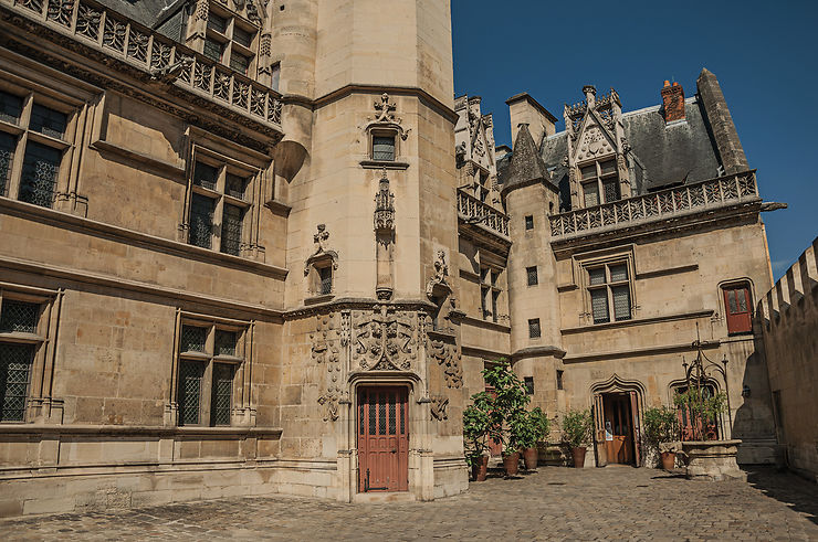 Les expos et expériences immersives autour de Notre-Dame