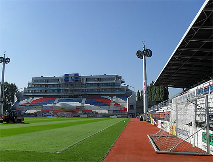 Andruv Stadion (Stade Andruv d'Olomouc) - Gulwenn Torrebenn